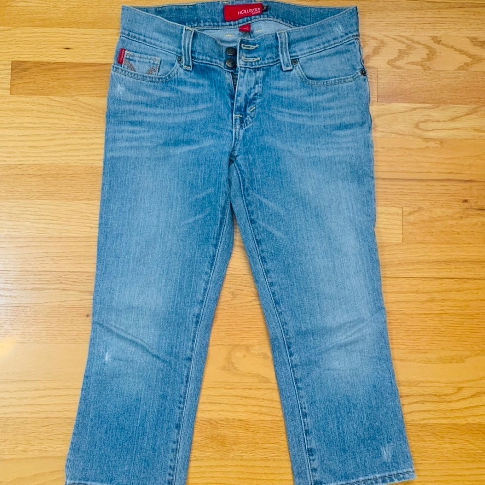 Hollister medium blue capri jeans - Picture 4 of 7